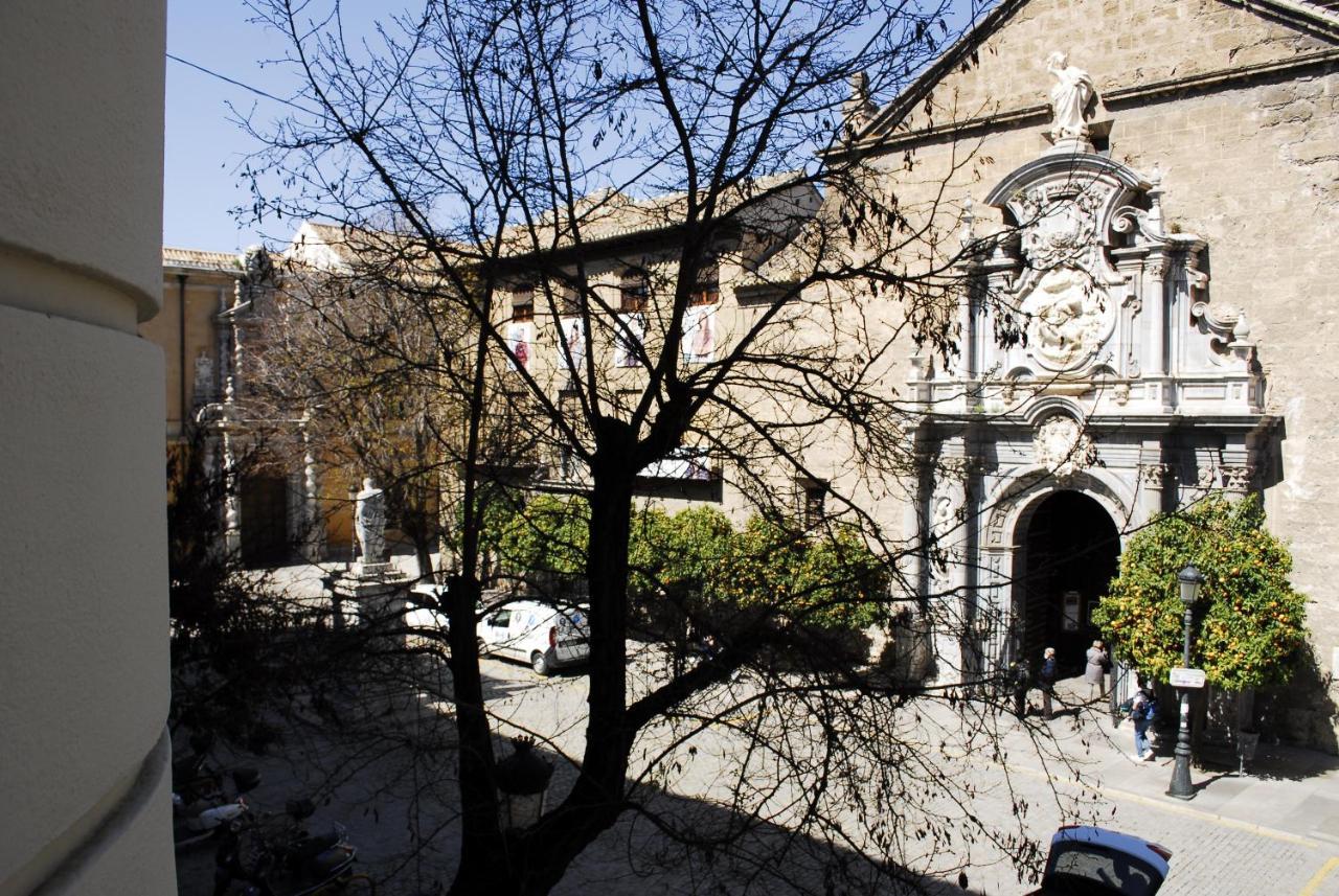 La Perla Granada Suites Buitenkant foto